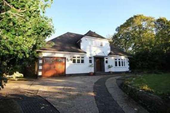 4 bedroom Property f...